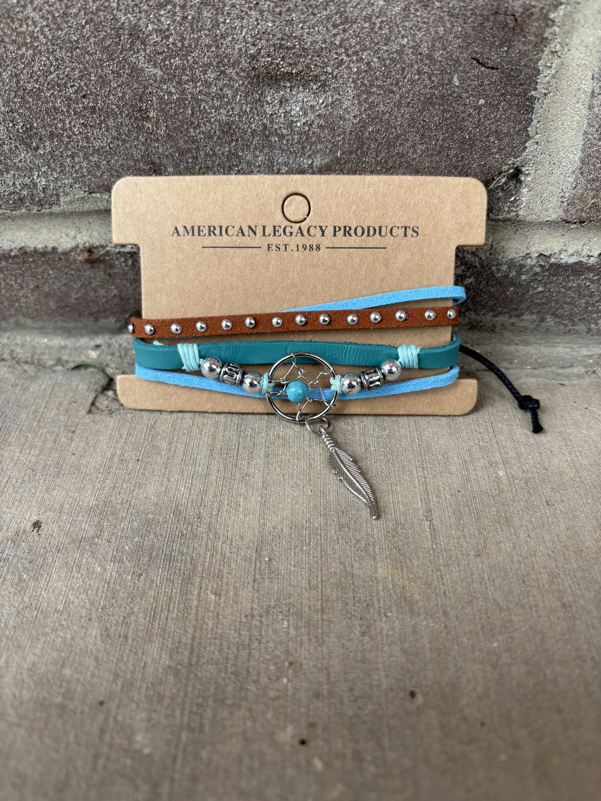 3816- Leather Bracelets w/ Pendants & Accessories *MULTIPLE OPTIONS*