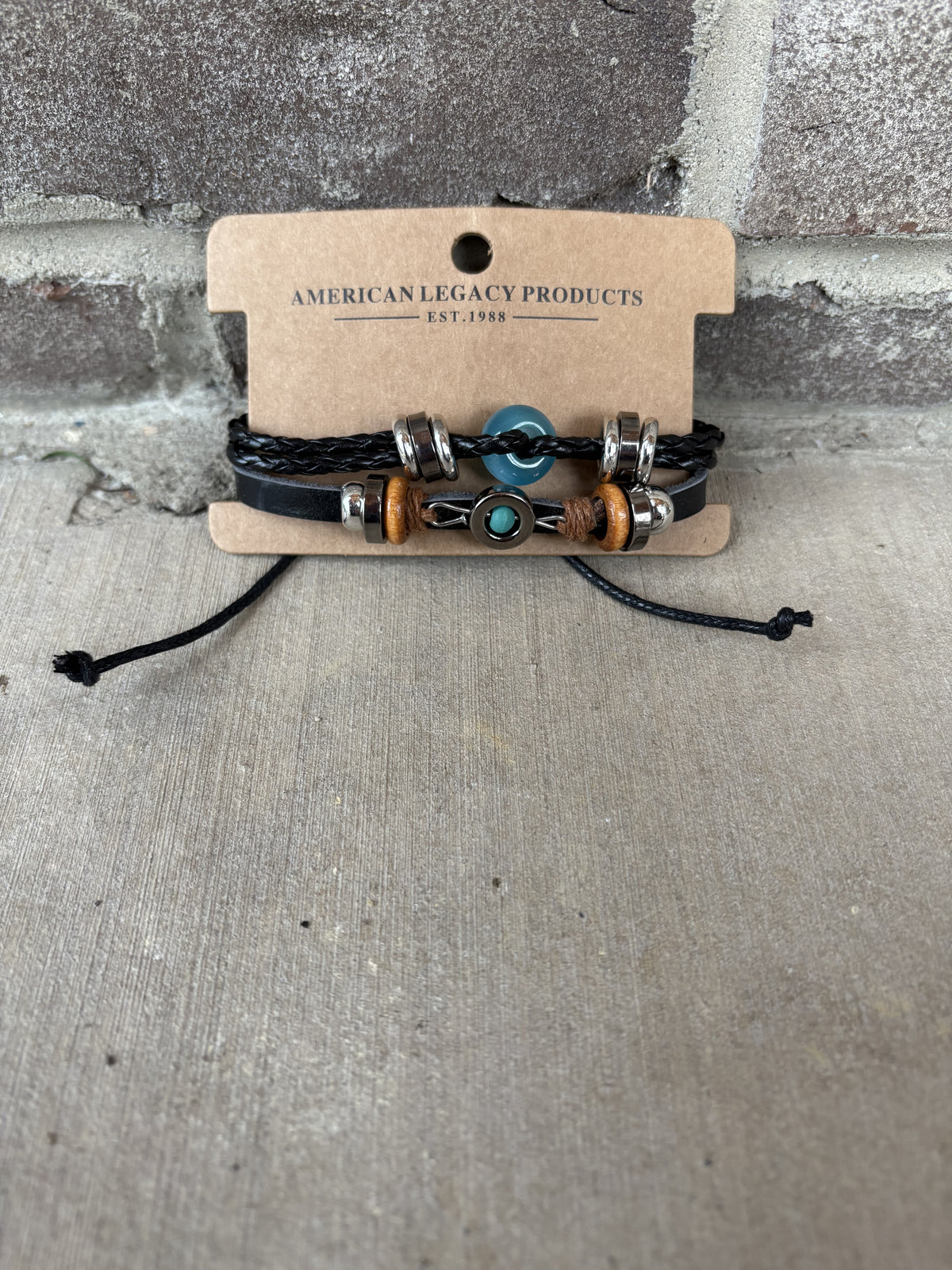 3816- Leather Bracelets w/ Pendants & Accessories *MULTIPLE OPTIONS*