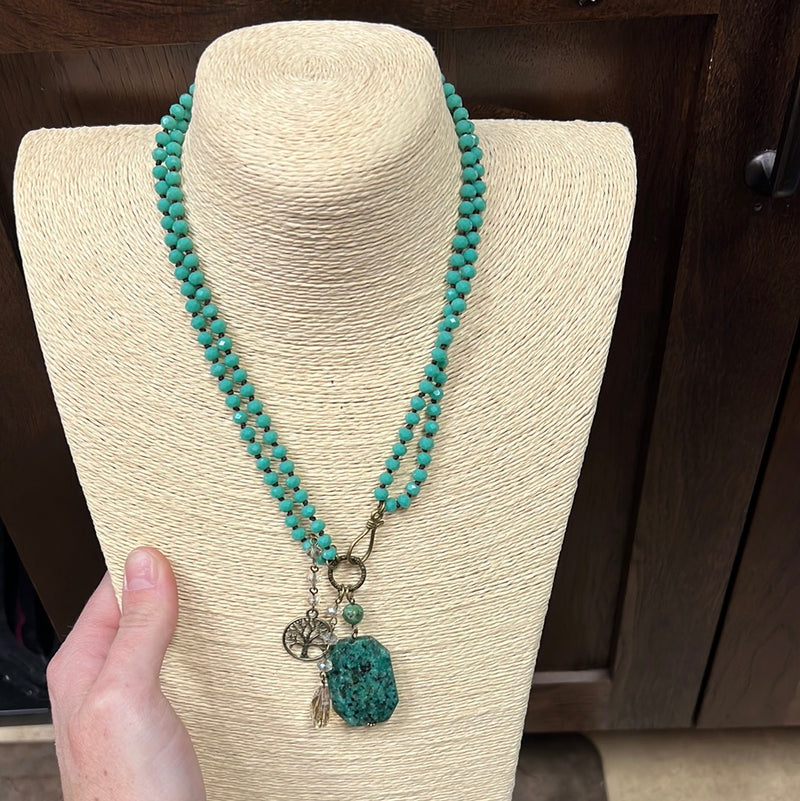 981- Green Hook Necklace w/ Tree of Life & Stone Pendant