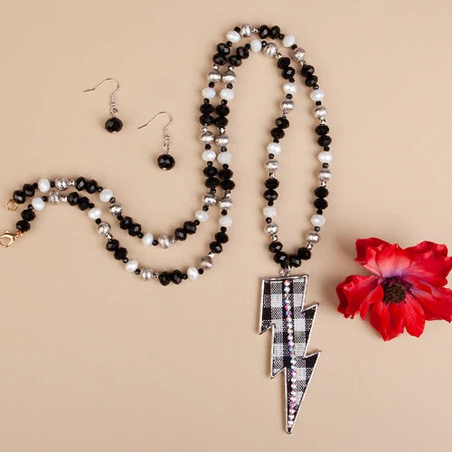 2710- Lightning Bolt Necklace - Black & White