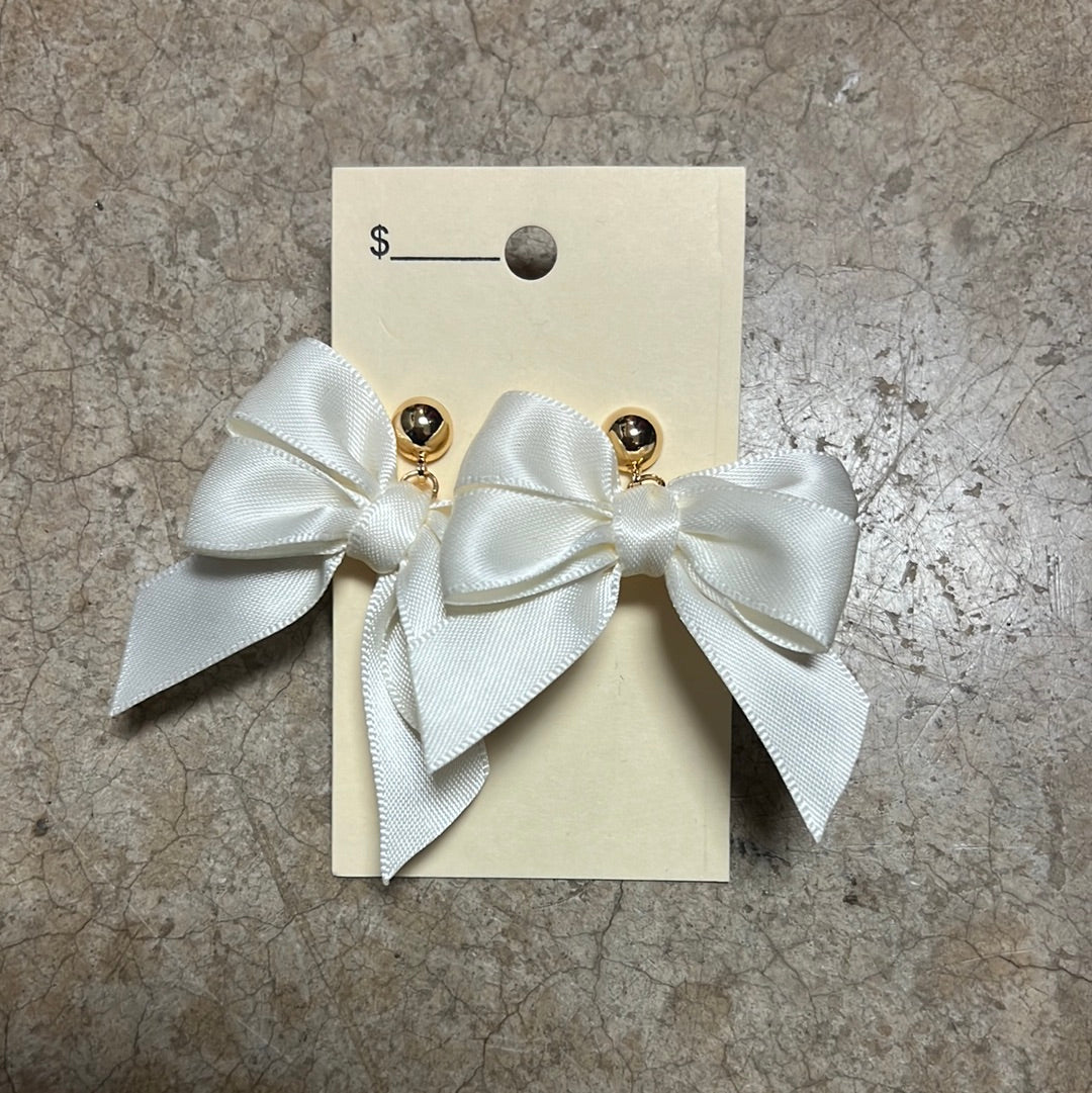 2375- Ivory Bow Ribbon Earrings