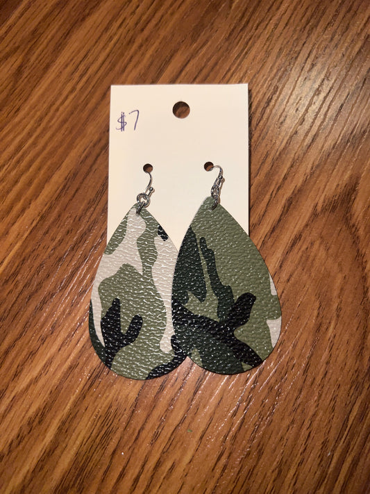 3162- Camo Faux Leather Earrings