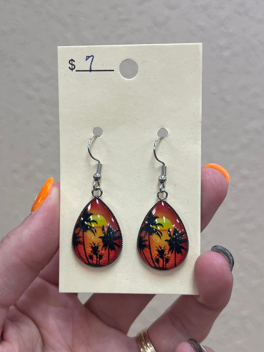 2873- Sunset Small Teardrop Earrings