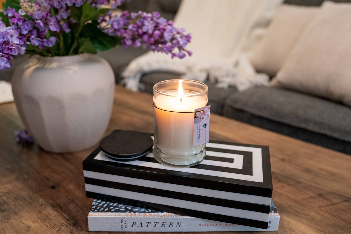 Lilac Daydream 8oz Jar Candle