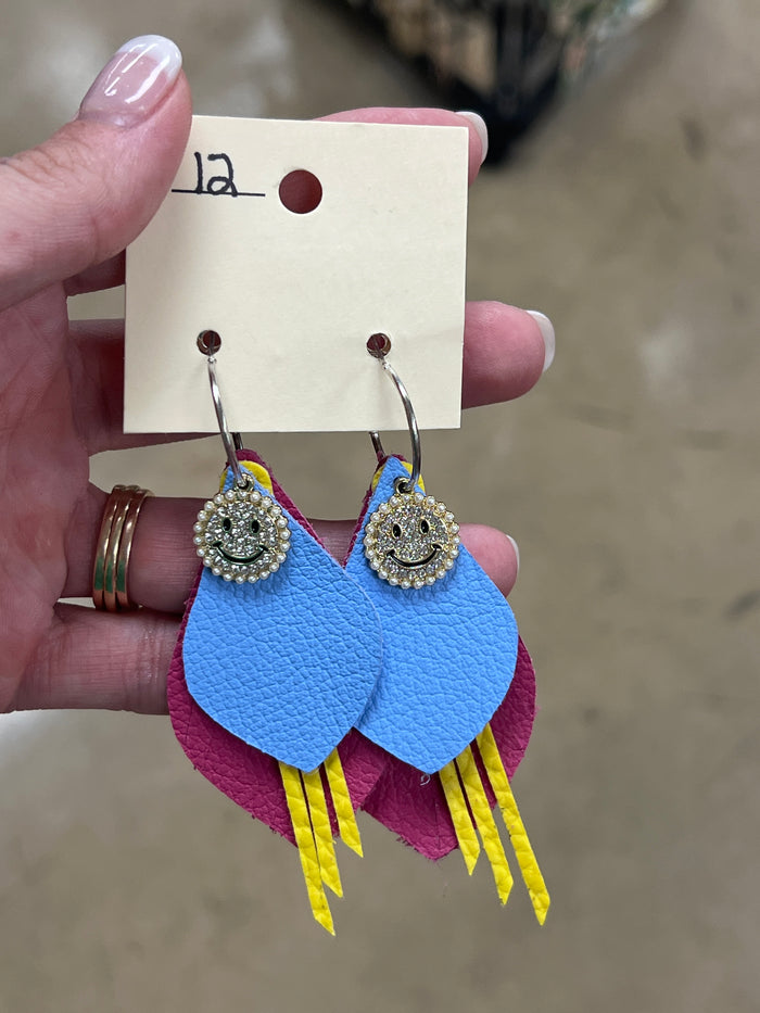 2799- Pink, Blue, & Yellow Layer Earrings w/ Smile