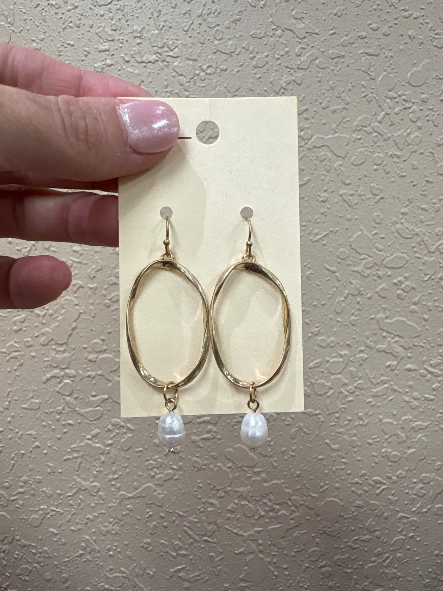 3693- Gold Hoop w/ Pearl Detail Earrings