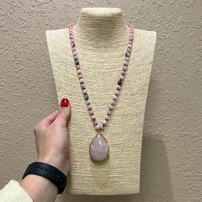 485- Pink Stone Beaded Necklace