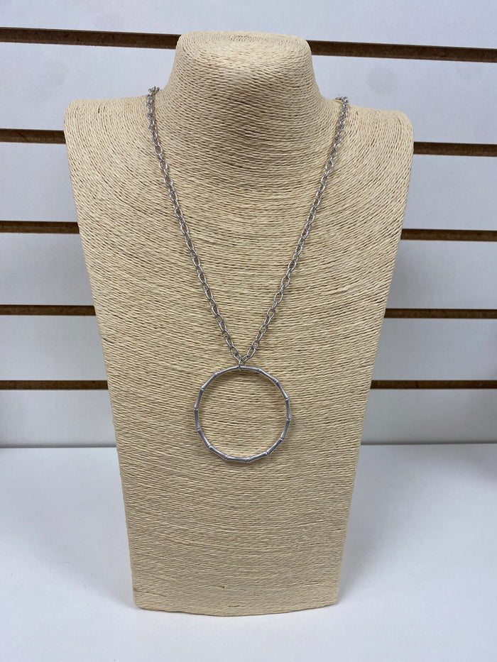 6448- Silver Hoop Long Necklace
