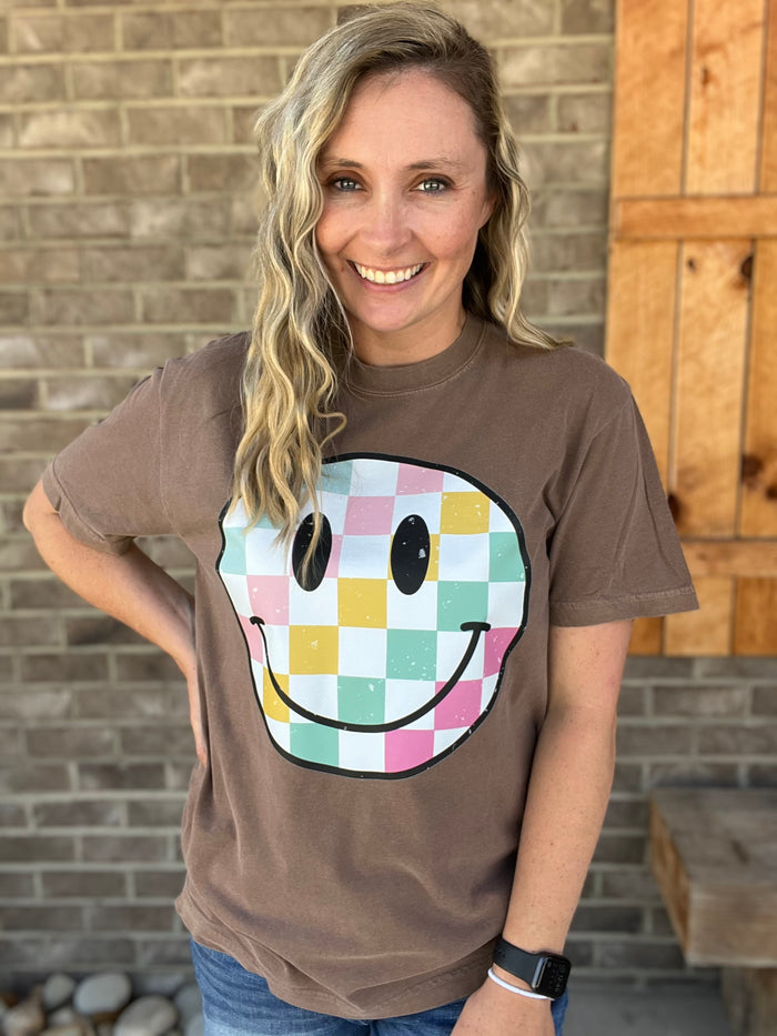 2902- Pastel Checkered Smile Graphic T-shirt