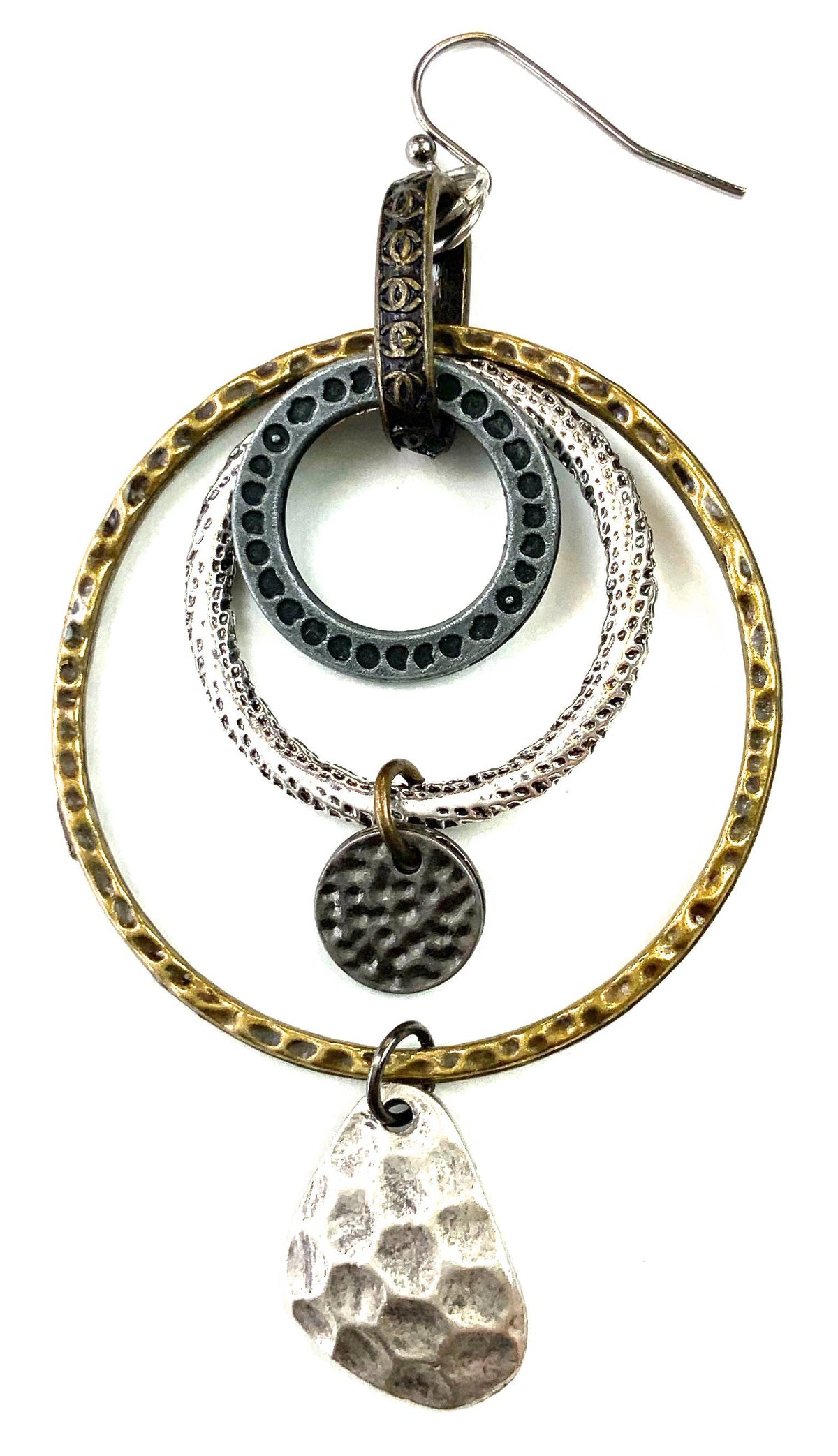 8566- Textured Stacked Rings & Dangles Earrings
