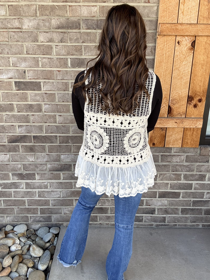 346- Crochet Cream Vest w/ Pearl Detail