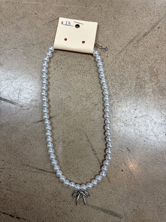 Pearl Necklace w/ Silver Bow Pendant