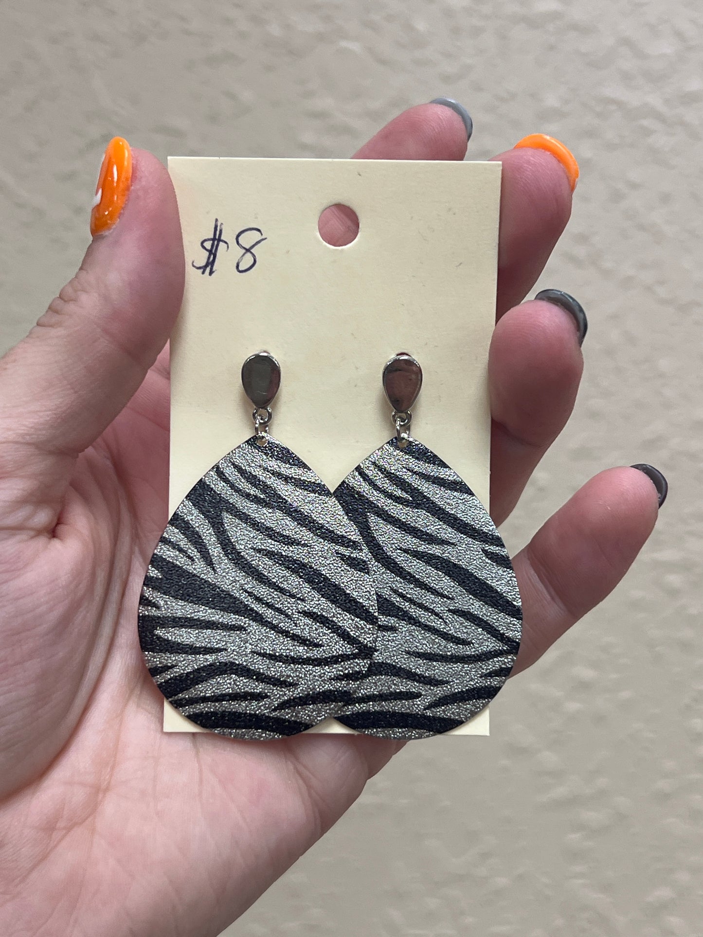 2866- Zebra Teardrop Earrings