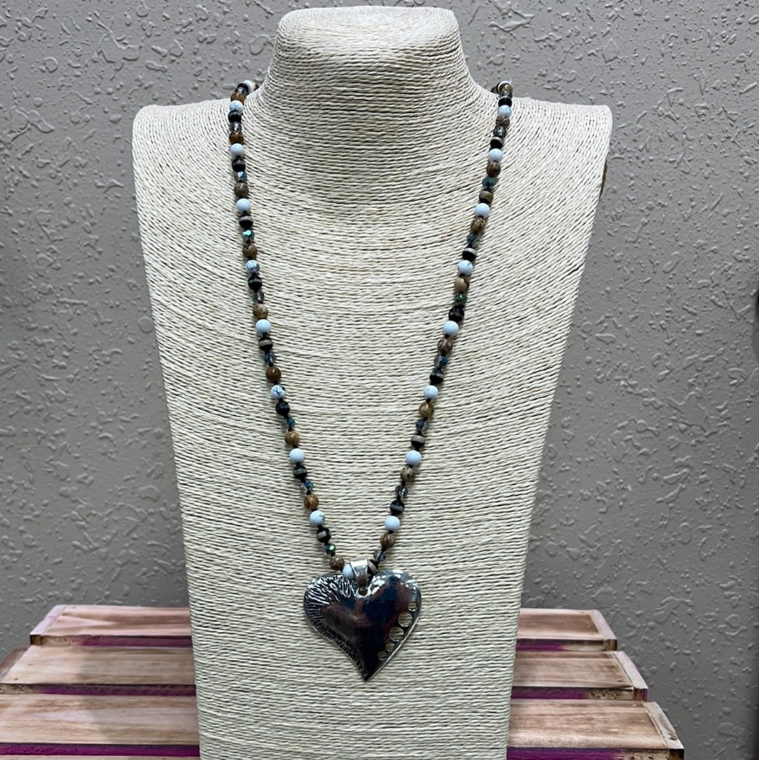 694- Neutral Stone Necklace w/ Heart Detail