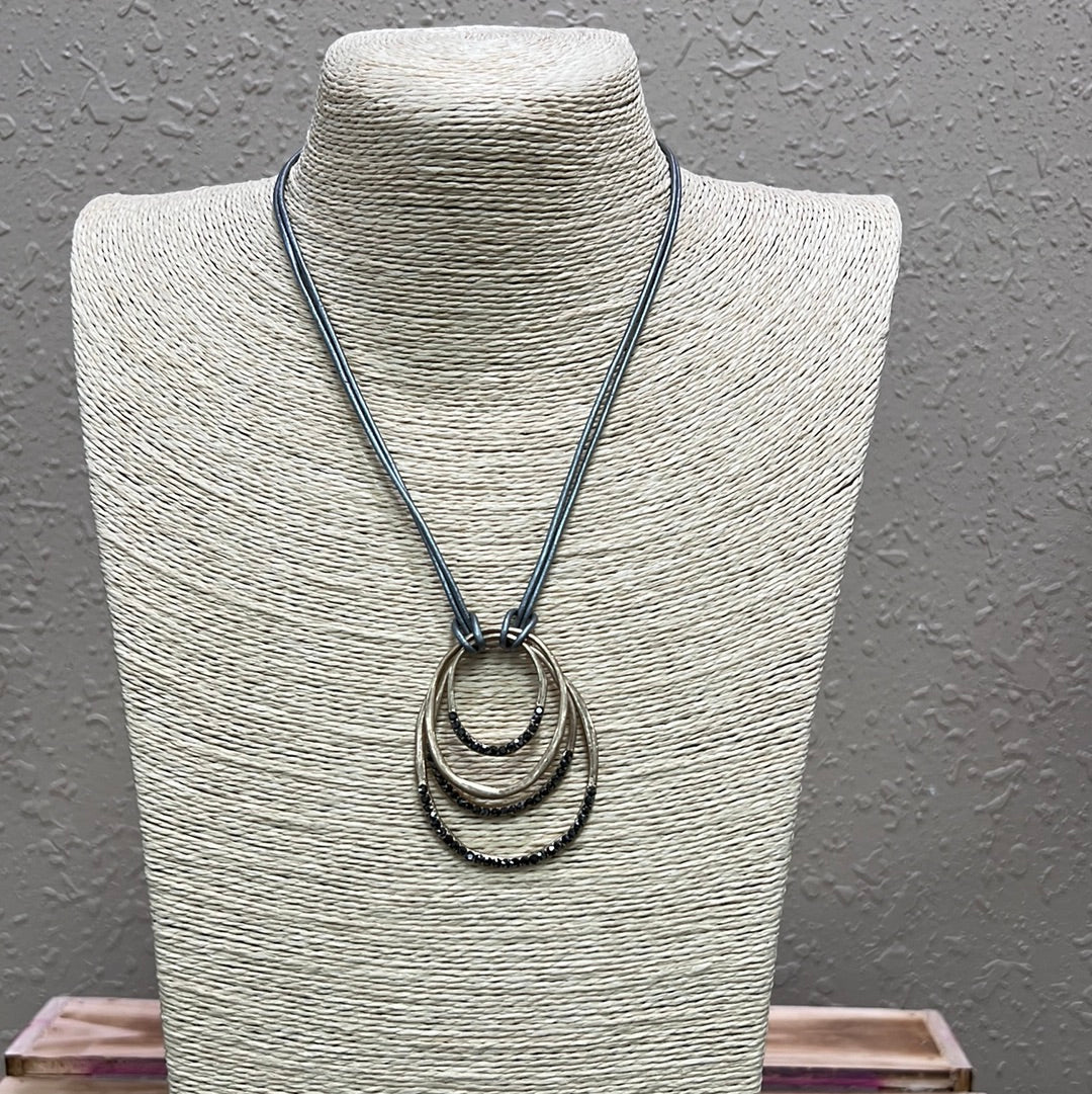 727- Silver Hoop Layer Necklace