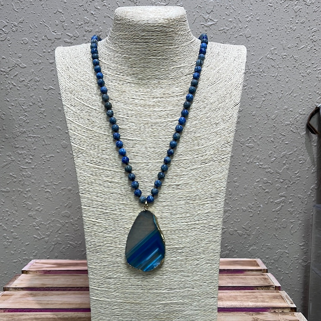 542- Blue Beaded Necklace w/ Crystal Stone Pendant