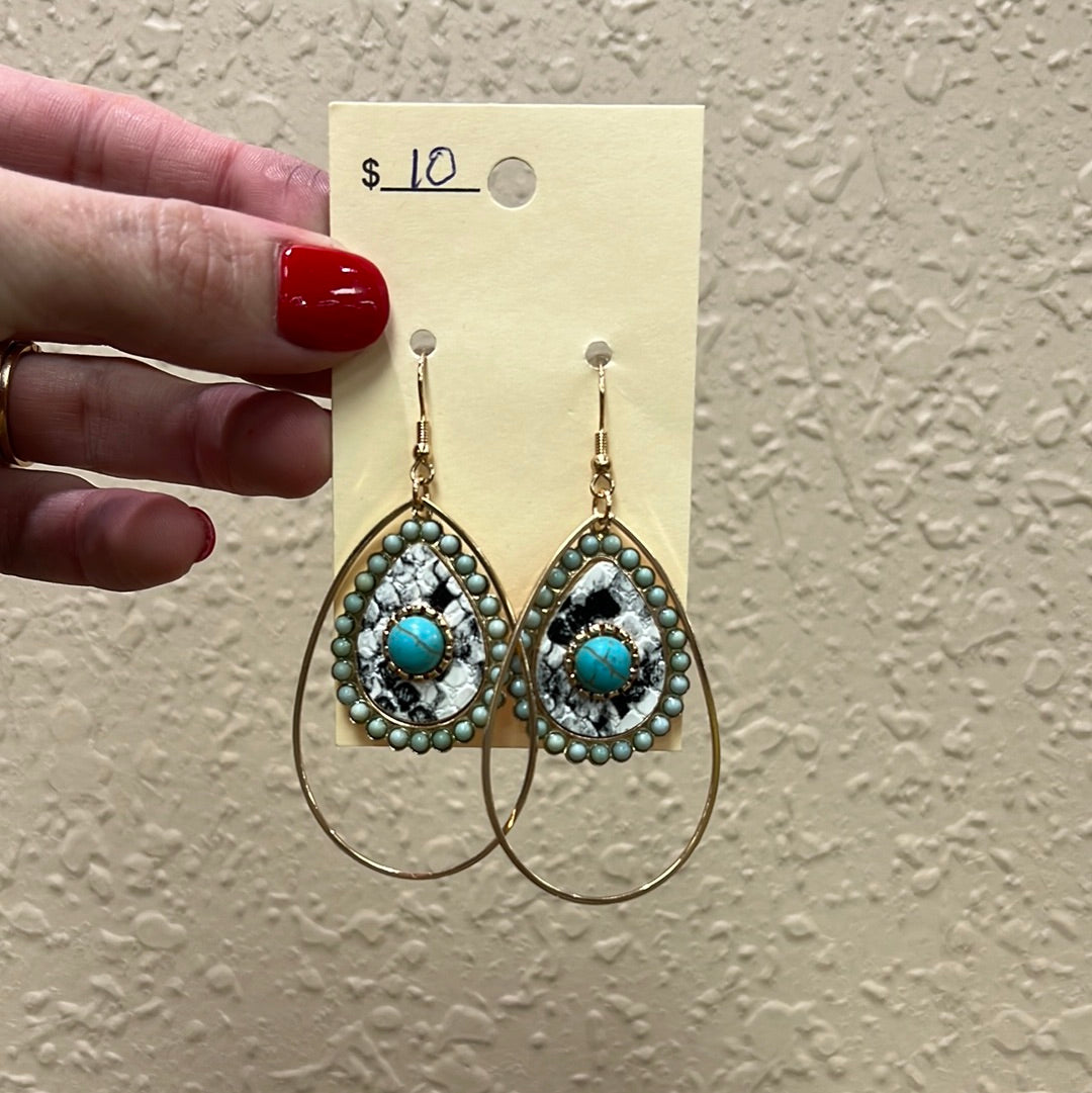 486- Teardrop Snakeskin Fishhook Earrings