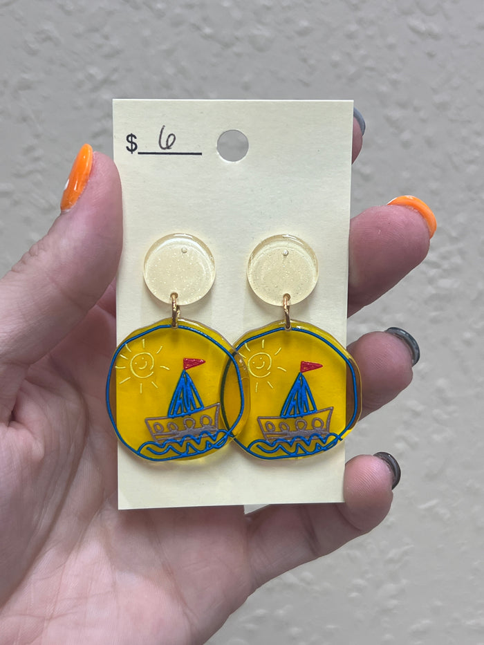 2869- Acrylic Cruise Ship Earrings