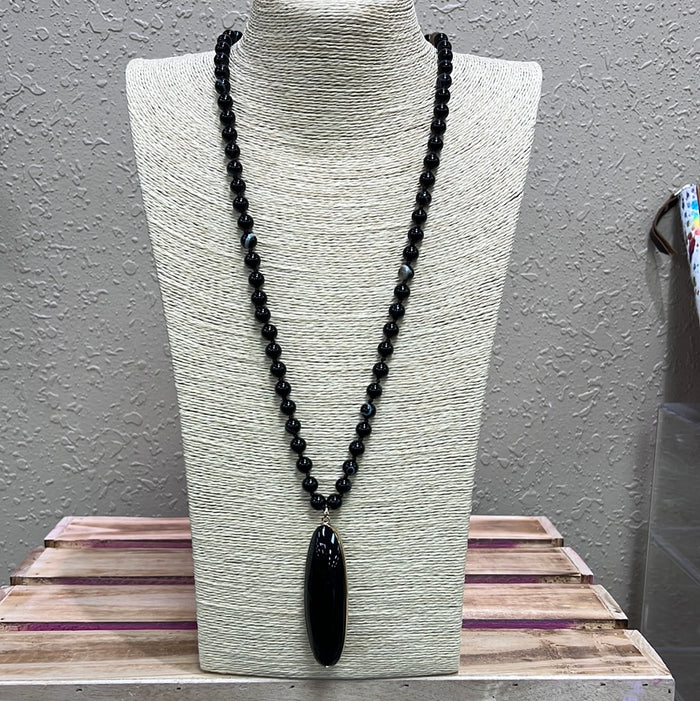 543- Black Beaded Necklace w/ Slim Pendant