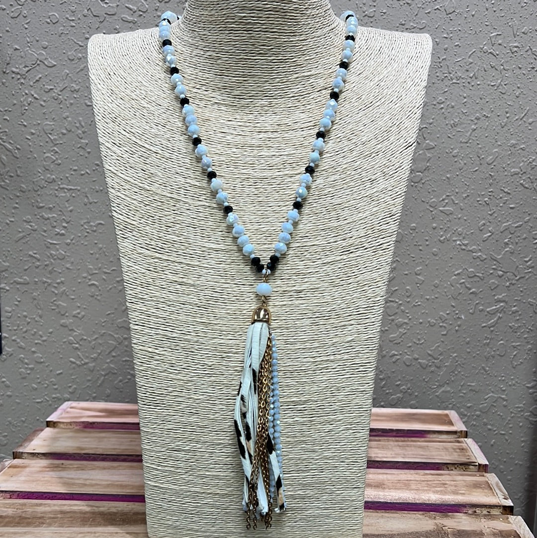 541- Black & White Beaded Necklace w/ Tassel