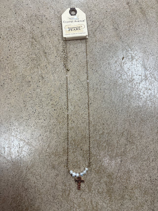 3515- Ocean Pear Short Necklace w/ Blessed Cross