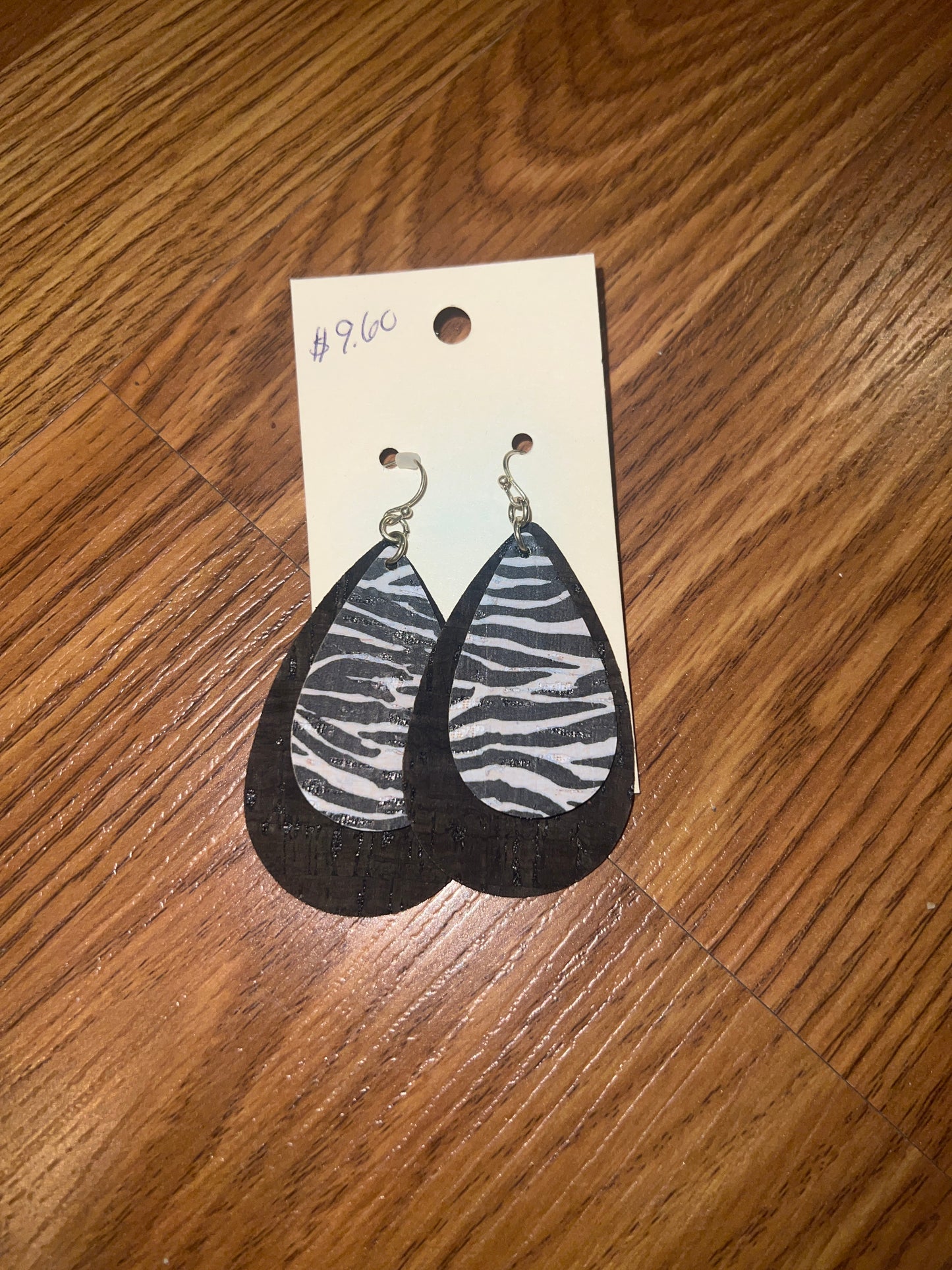 3167- Zebra Layer Earrings