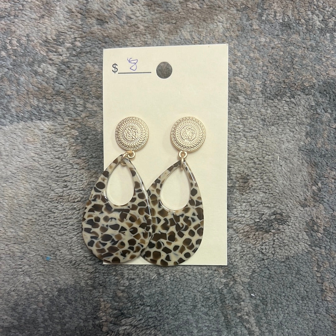 2047- Leopard Print Teardrop w/ Open Earrings