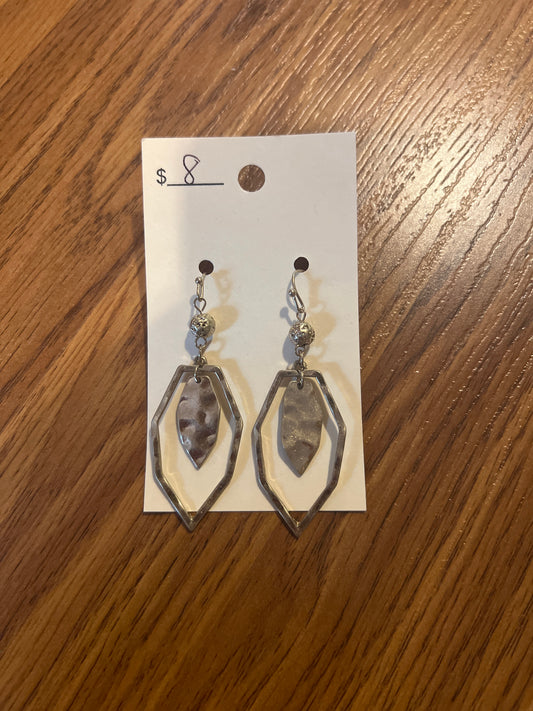 3183- Gold Drop Earrings