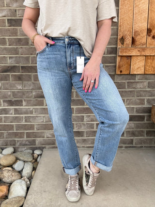 Light Wash Mid Rise Boyfriend Judy Blue Jeans