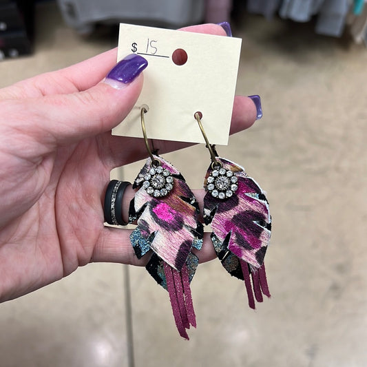 2131- Pink Leopard Faux Leather Layer Earrings