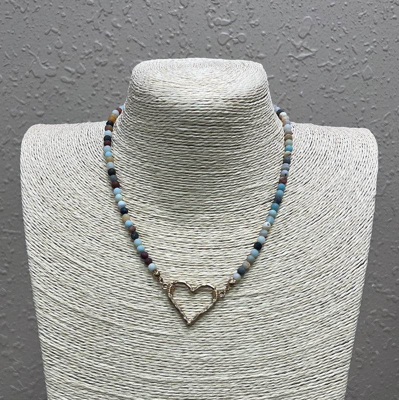 660- Colorful Stone Necklace w/ Heart