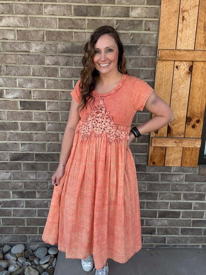Apricot Washed Short Sleeve Hi-Lo Maxi Dress by Oli & Hali