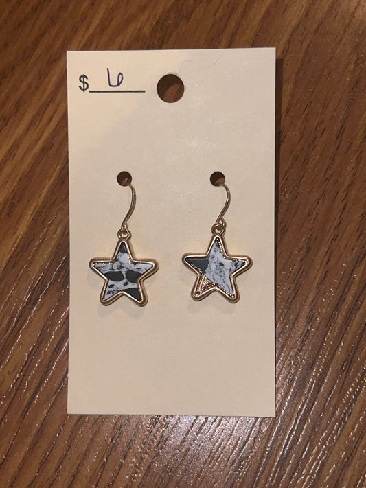 3165- Cow Star Earrings