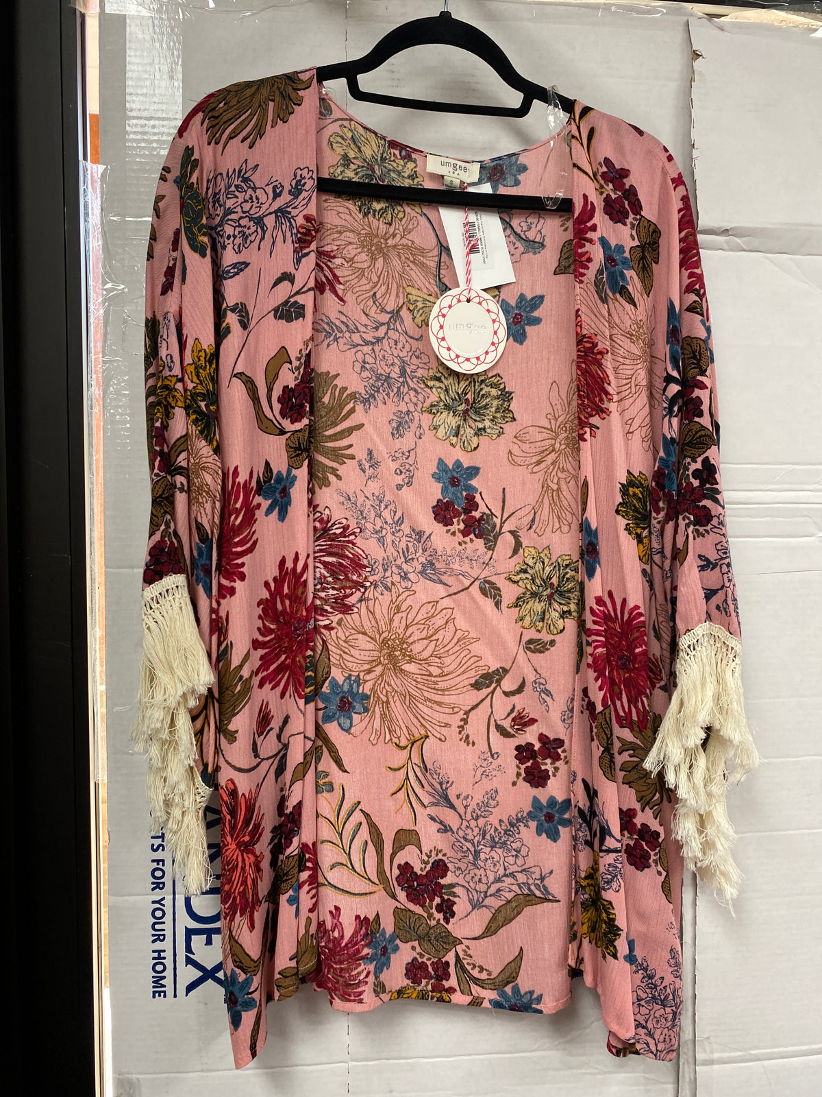 2535- Pink w/ Floral Print Kimono w/ Fringe Sleeves [UMGEE]