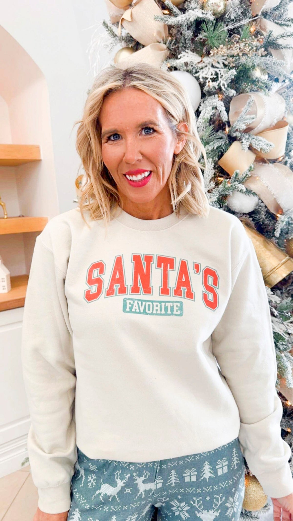 Santa's Favorite Crewneck Graphic Sweatshirt - DEAL
