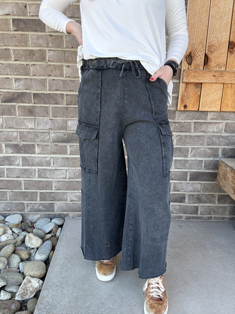 6708- Black Cargo Pull On Pants