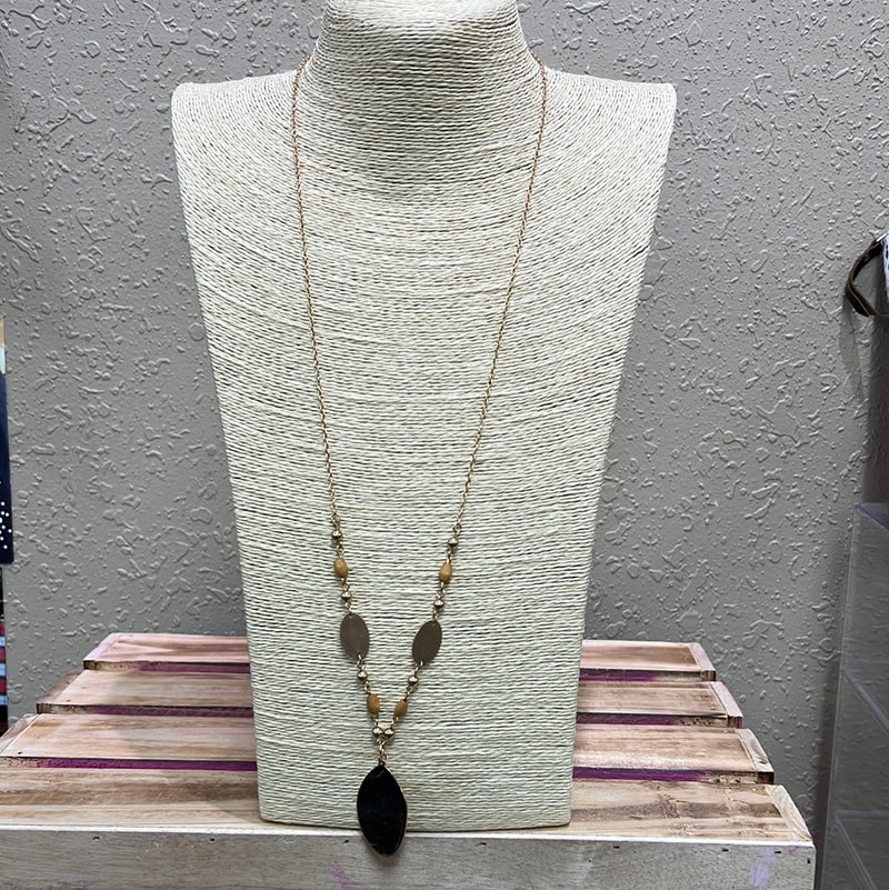 553- Brown Dainty Gold Chain Necklace w/ Pendant