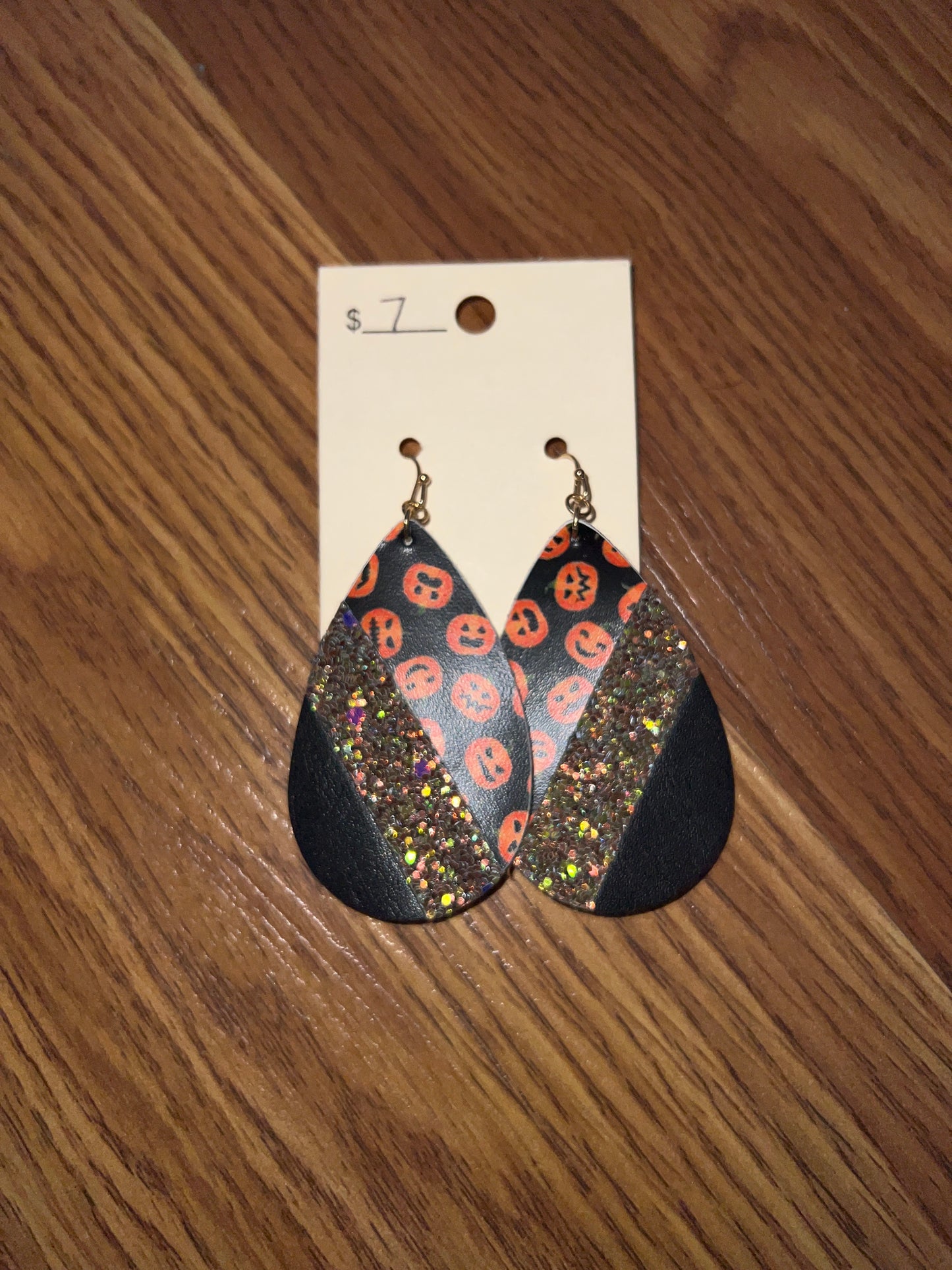 3097- Black Pumpkin Faux Leather Earrings