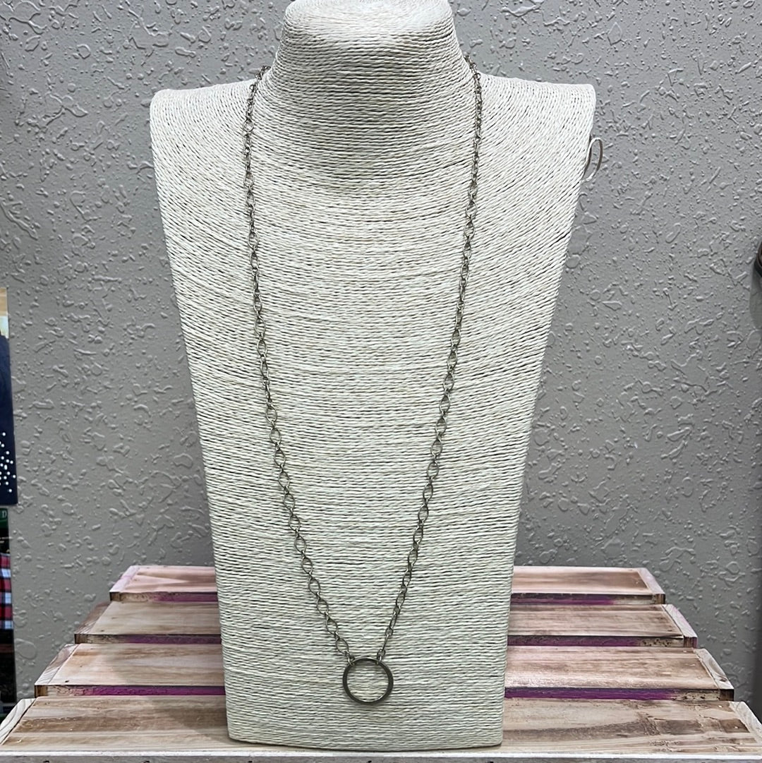 765- Gold Chain Necklace w/ Hoop