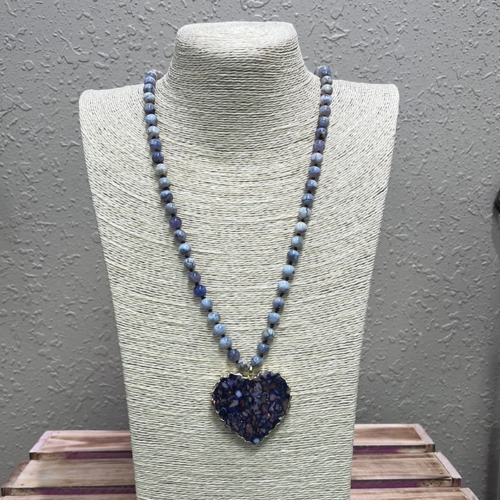 560- Purple Beaded Heart Pendant Necklace