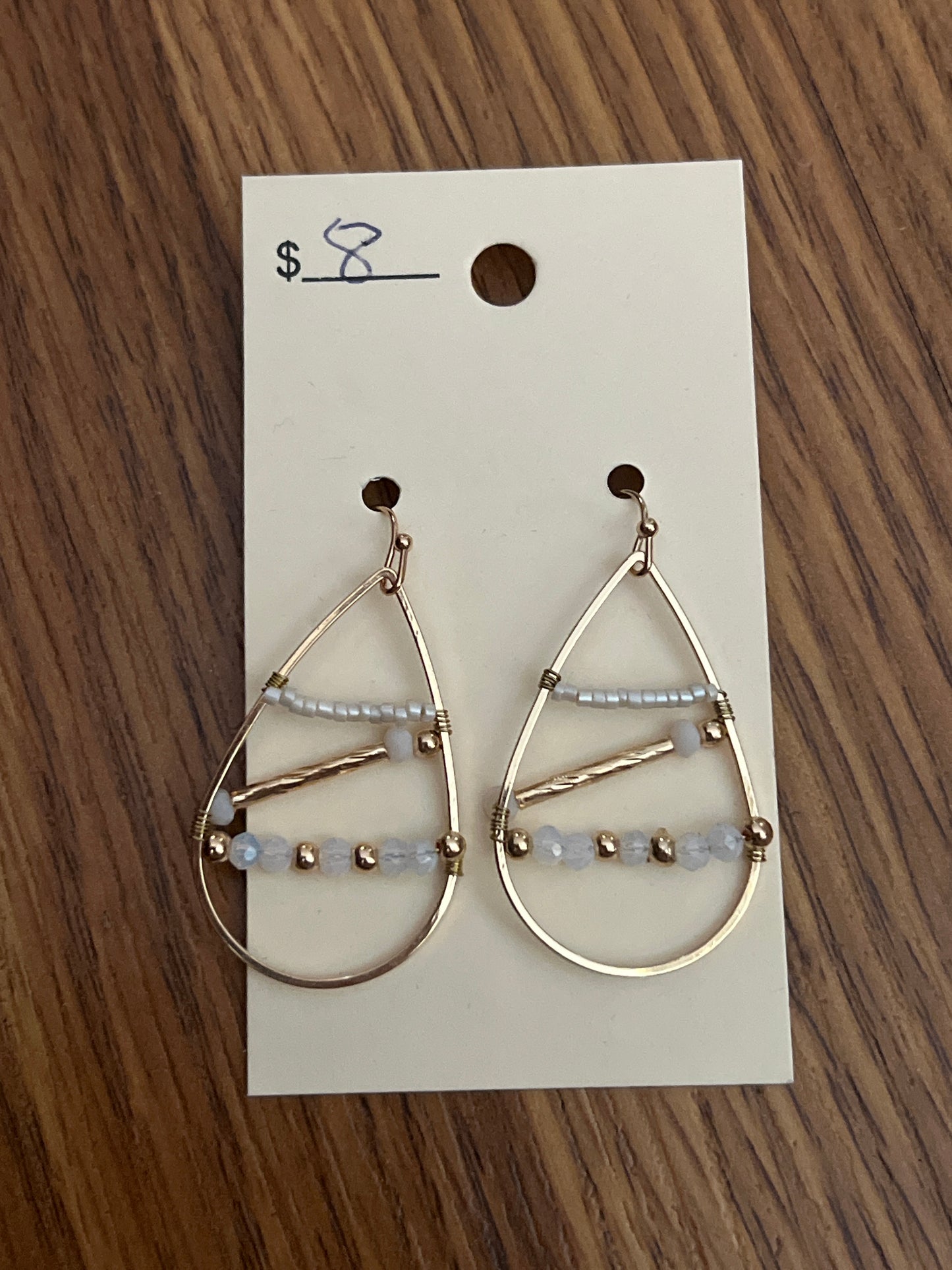 3047- Gold Teardrop w/ Detail Small Earrings