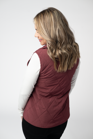09.09 EN ROUTE Remy Zip Up Vest - Burgundy