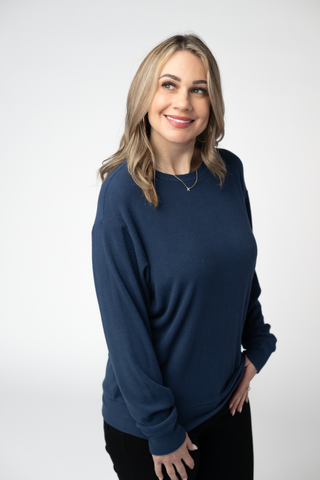 08.21 EN ROUTE Corrine Ribbed Pullover Top - Navy