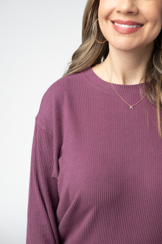08.21 EN ROUTE Corrine Ribbed Pullover Top - Plum