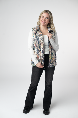 IN STOCK Remy Zip Up Vest - Dark Camo
