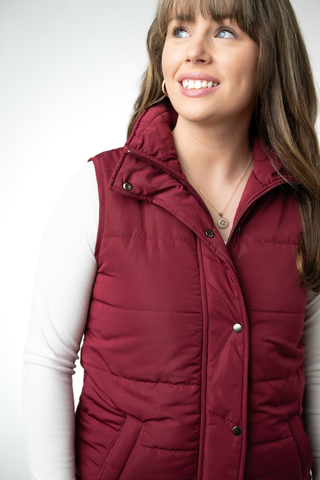 09.02 EN ROUTE Harlow Long Vest - Burgundy