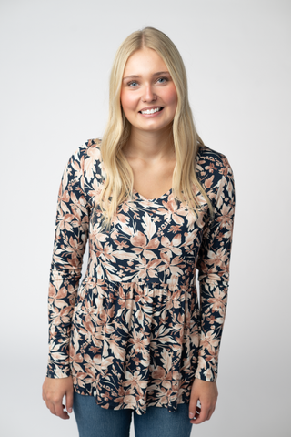 09.02 EN ROUTE Long Sleeve Sarah Ruffle Top - Navy Autumn Petals