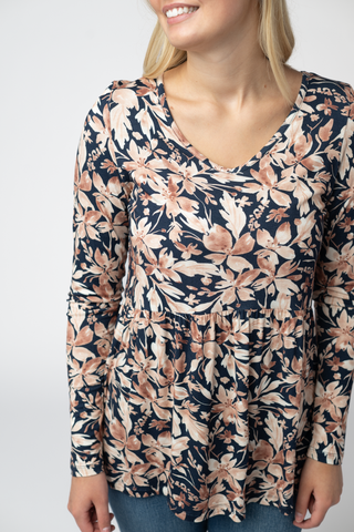 09.02 EN ROUTE Long Sleeve Sarah Ruffle Top - Navy Autumn Petals