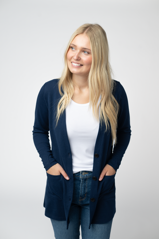 08.21 EN ROUTE Cori Cardigan - Navy