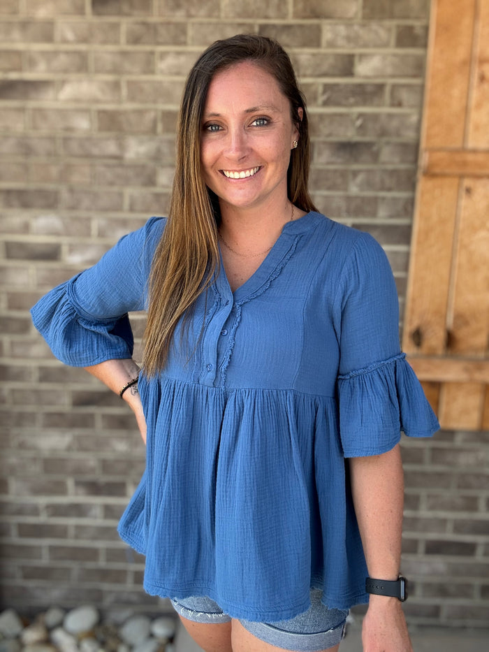 Denim Blue V-Neck Gauze 3/4 Sleeve Top by Umgee